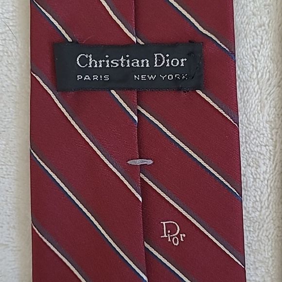 Vintage Christian Dior Men's Necktie Red Navy White Regimental Stripe Short Tie - Picture 6 of 16